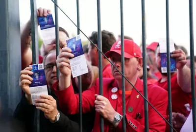 Trận chung kết Champions League 2022 tại Paris: Những sai sót về an toàn của người hâm mộ, trách nhiệm giải trình và bài học lâu dài cho các sự kiện bóng đá