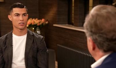 Đánh giá của Cristiano Ronaldo: “Messi là một cầu thủ tuyệt vời.”