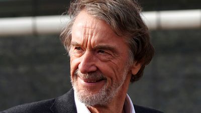 7 ngôi sao của Manchester United có thể phải đối mặt với chiếc rìu khi Sir Jim Ratcliffe thực hiện kế hoạch chuyển nhượng