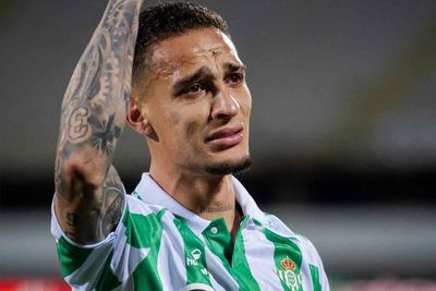 Sự hồi sinh của Antony tại Real Betis: Phong độ, khả năng phục hồi và mục tiêu chính thúc đẩy thành công như thế nào