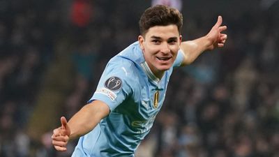 Atletico đạt được thỏa thuận trị giá 81,5 triệu bảng cho Alvarez của Man City