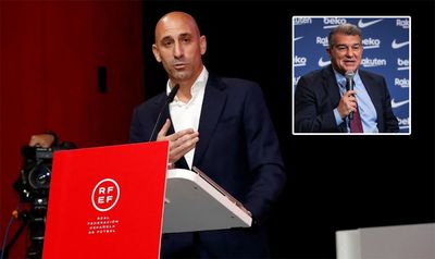 Chủ tịch Barcelona chỉ trích Luis Rubiales vì hôn Jenni Hermoso tại World Cup nữ