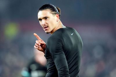 Tin đồn chuyển nhượng Darwin Nunez: Tiền đạo của Liverpool có gia nhập Man United không?