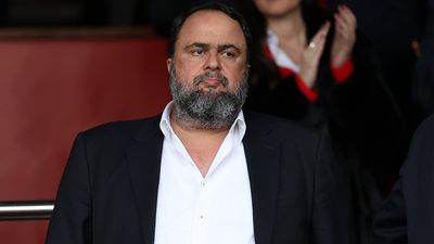 Evangelos Marinakis bị cáo buộc tài trợ cho những kẻ côn đồ liên quan đến cái chết của cảnh sát