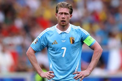Kevin De Bruyne tức giận bị người hâm mộ Bỉ la ó, nhanh chóng tiến vào đường hầm sau trận đấu Euro 2024