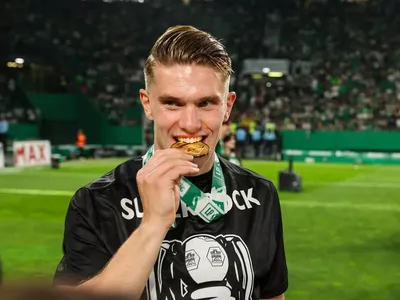 Gyokeres tiết lộ lời gợi ý chuyển nhượng bí ẩn sau chiến thắng danh hiệu của Sporting