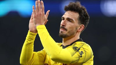 Hummels rời Dortmund, Sahin kế nhiệm Terzic