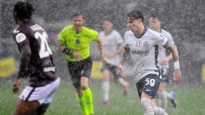 Sự thay đổi đội hình của Inzaghi giúp Inter giành chiến thắng 2-0 trước Torino, thu hẹp khoảng cách với Serie A