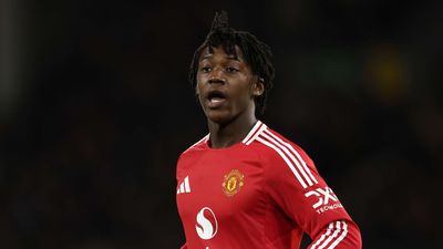 Kobbie Mainoo phản ứng với lời đề nghị hợp đồng của Man Utd khi Chelsea nhận được cảnh báo chuyển nhượng