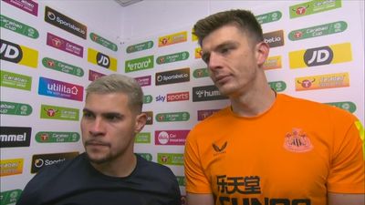 Nick Pope được đồng đội ca ngợi là thủ môn hay nhất thế giới