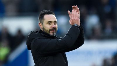 Pep Guardiola tán thành HLV Premier League là sự thay thế tiềm năng của Barcelona cho Xavi