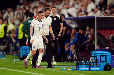 Phil Foden đổ lỗi cho cuộc đấu tranh của nước Anh và thừa nhận 'Nó không hoạt động'