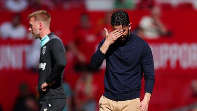 Ruben Amorim chịu trách nhiệm cho những khó khăn của Manchester United tại Premier League