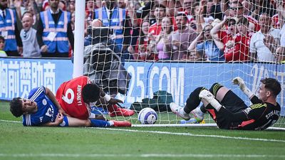 Cập nhật chấn thương của Taiwo Awoniyi: Quá trình hồi phục của ngôi sao Nottingham Forest và phản ứng của câu lạc bộ