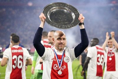 Ten Hag nổi lên là mục tiêu của Ajax sau khi Farioli rời đi