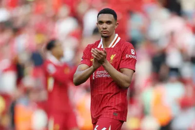 Trent Alexander-Arnold bị la ó tại Anfield: Phân tích tác động cảm xúc và phản ứng