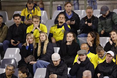UEFA tuyên bố Bỉ vs Thụy Điển hòa sau vụ nổ súng gần sân vận động