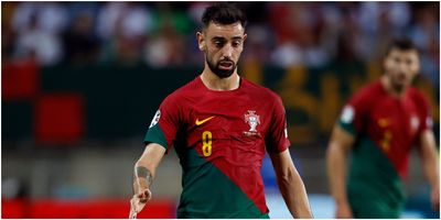 XEM: Ronaldo vắng mặt, Fernandes gây kinh ngạc với pha kiến tạo ngoạn mục cho Trivela
