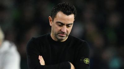 Xavi bày tỏ sự tức giận trước quyết định phạt đền gây tranh cãi của Real Madrid